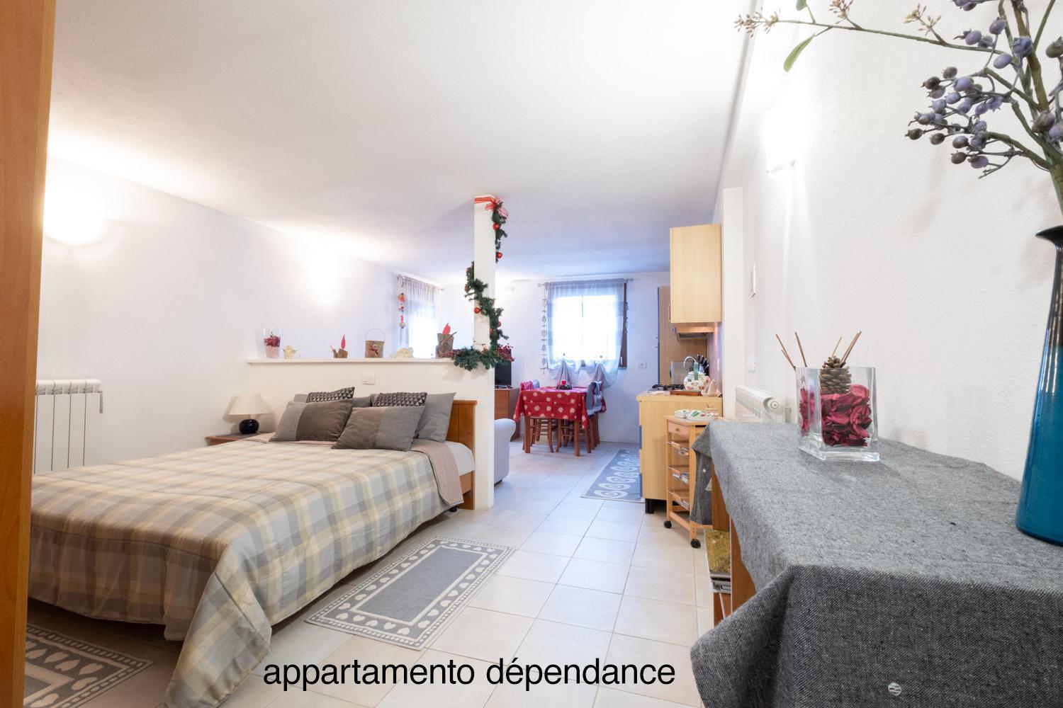 アオスタCasa Tipica Valdostanaアパートメント エクステリア 写真