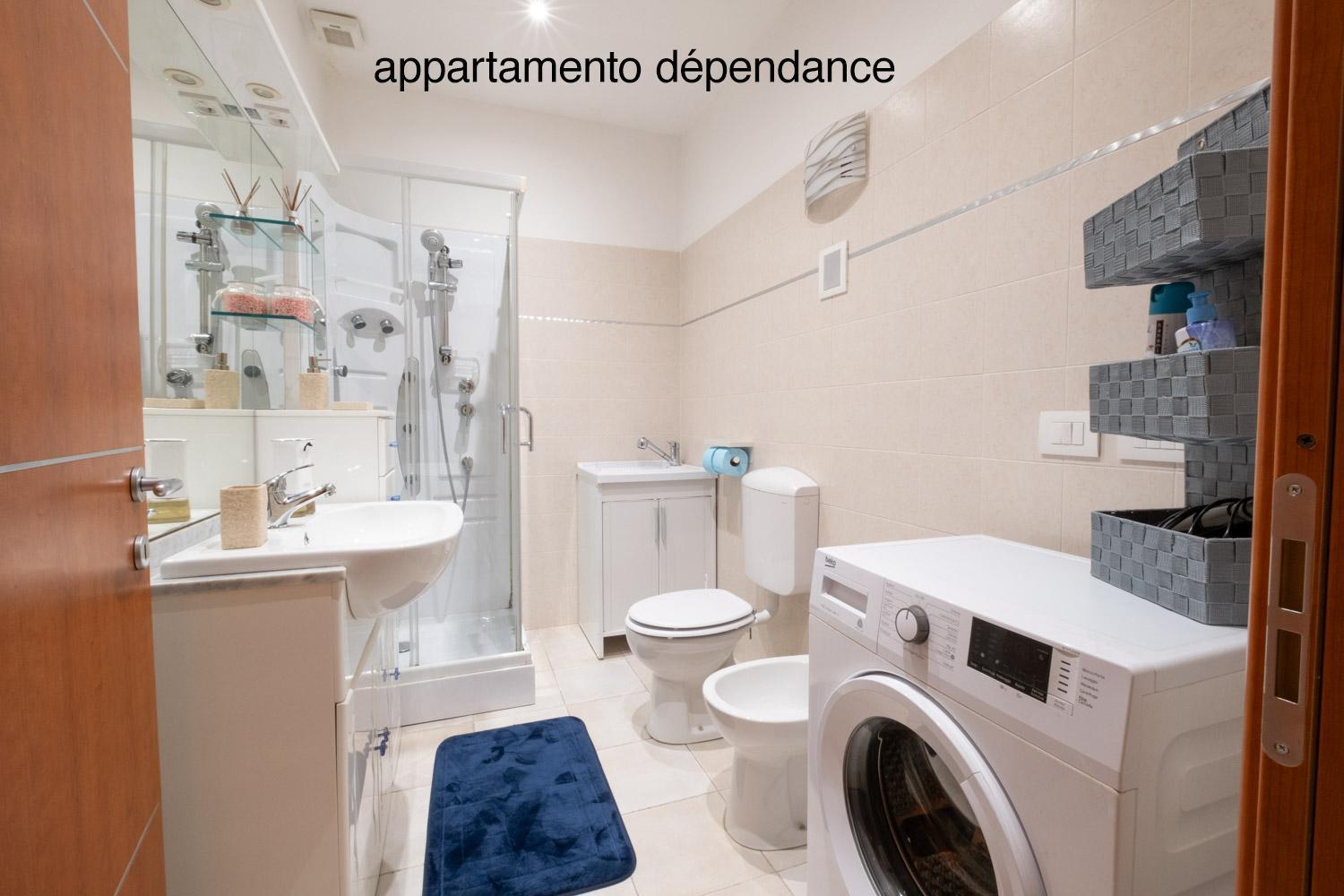 アオスタCasa Tipica Valdostanaアパートメント エクステリア 写真