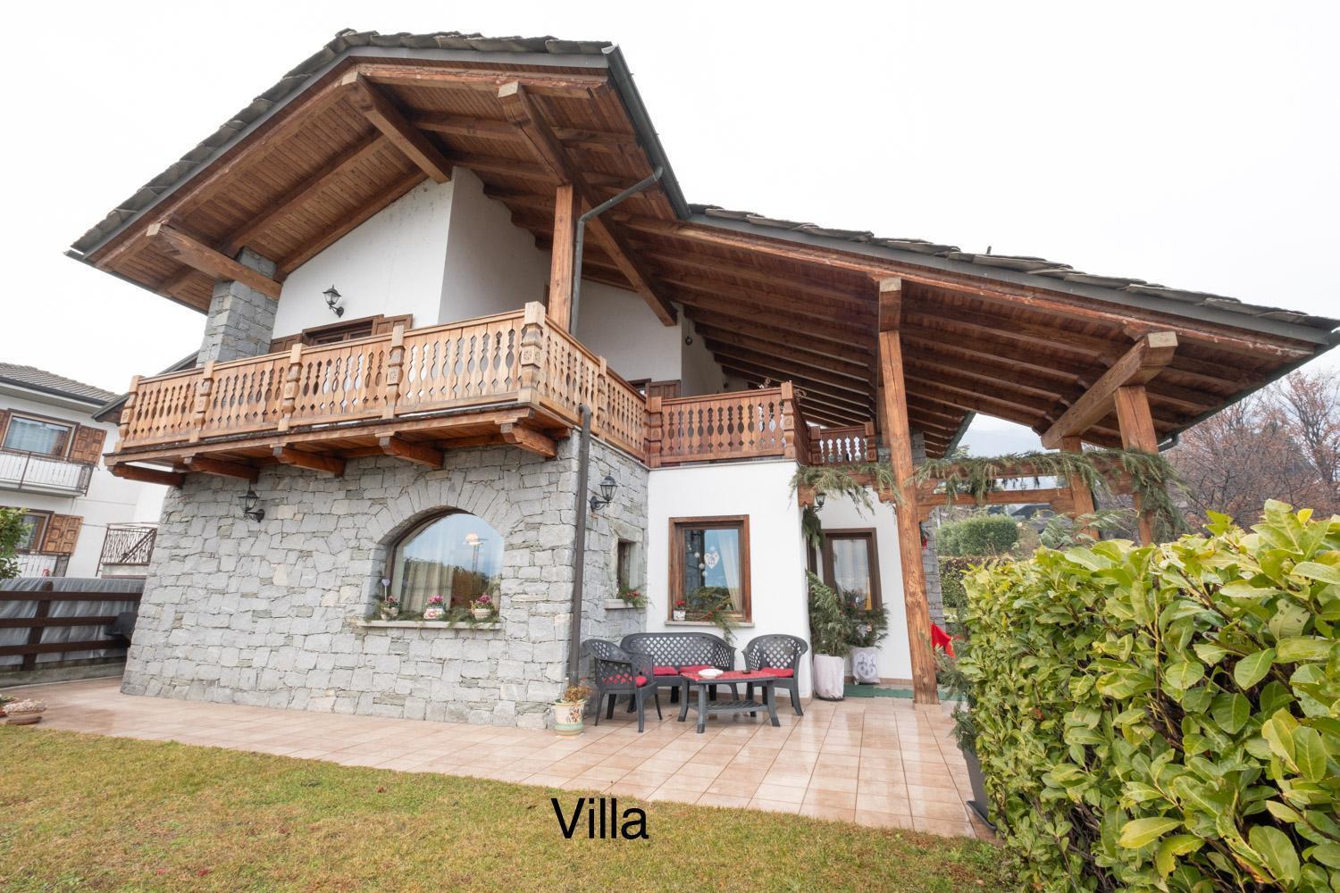 アオスタCasa Tipica Valdostanaアパートメント エクステリア 写真