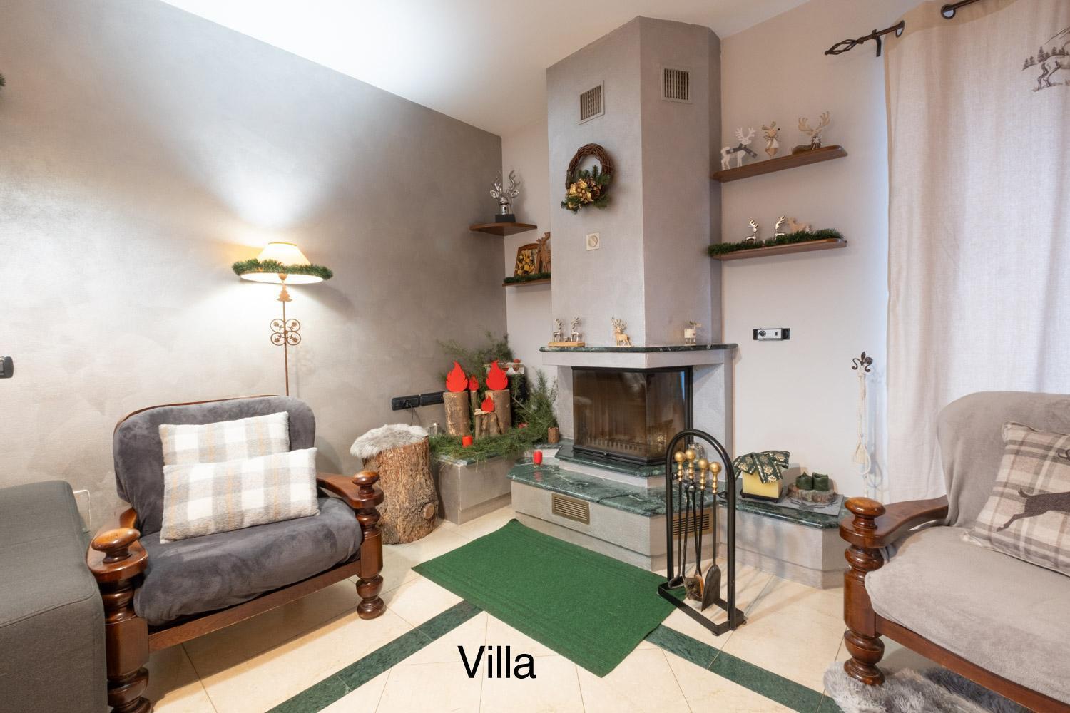 アオスタCasa Tipica Valdostanaアパートメント エクステリア 写真