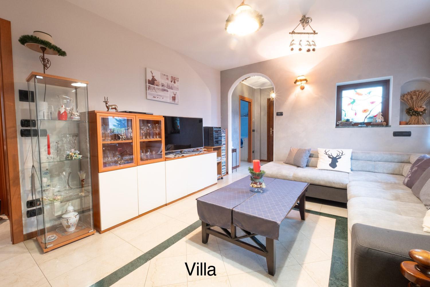 アオスタCasa Tipica Valdostanaアパートメント エクステリア 写真