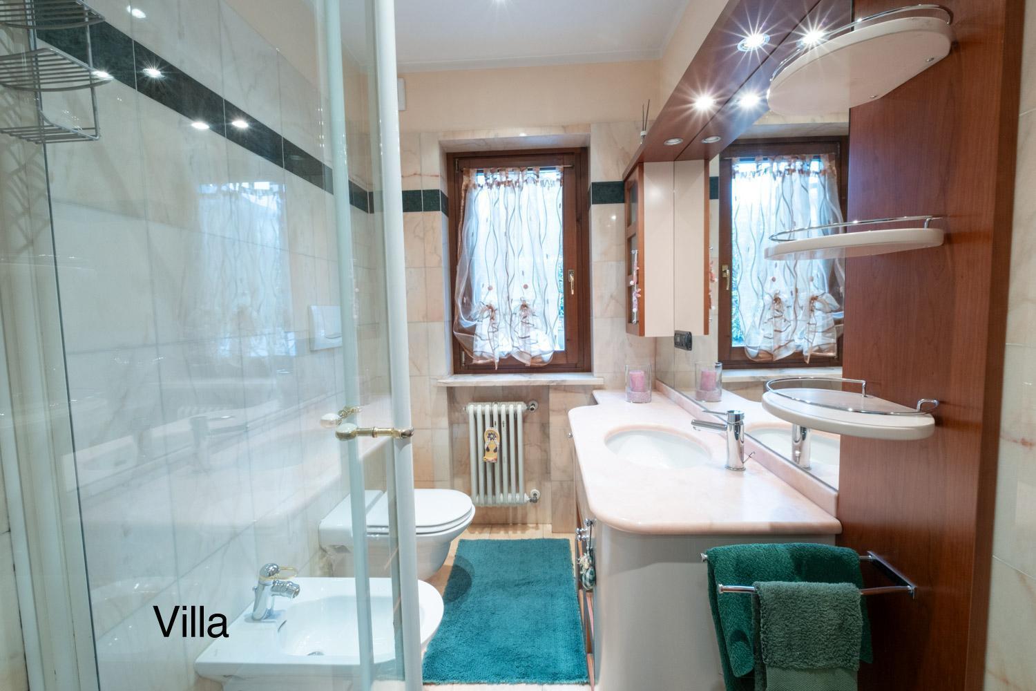 アオスタCasa Tipica Valdostanaアパートメント エクステリア 写真