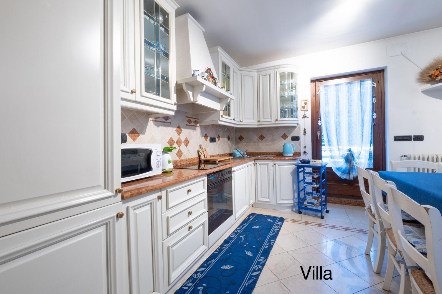 アオスタCasa Tipica Valdostanaアパートメント エクステリア 写真
